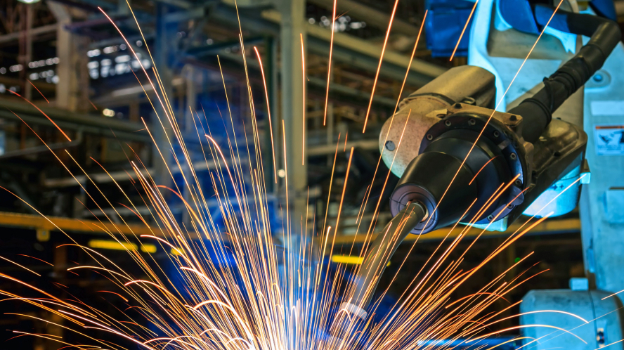 The HALO Effect: Why Hard Assets Are Back in Focus